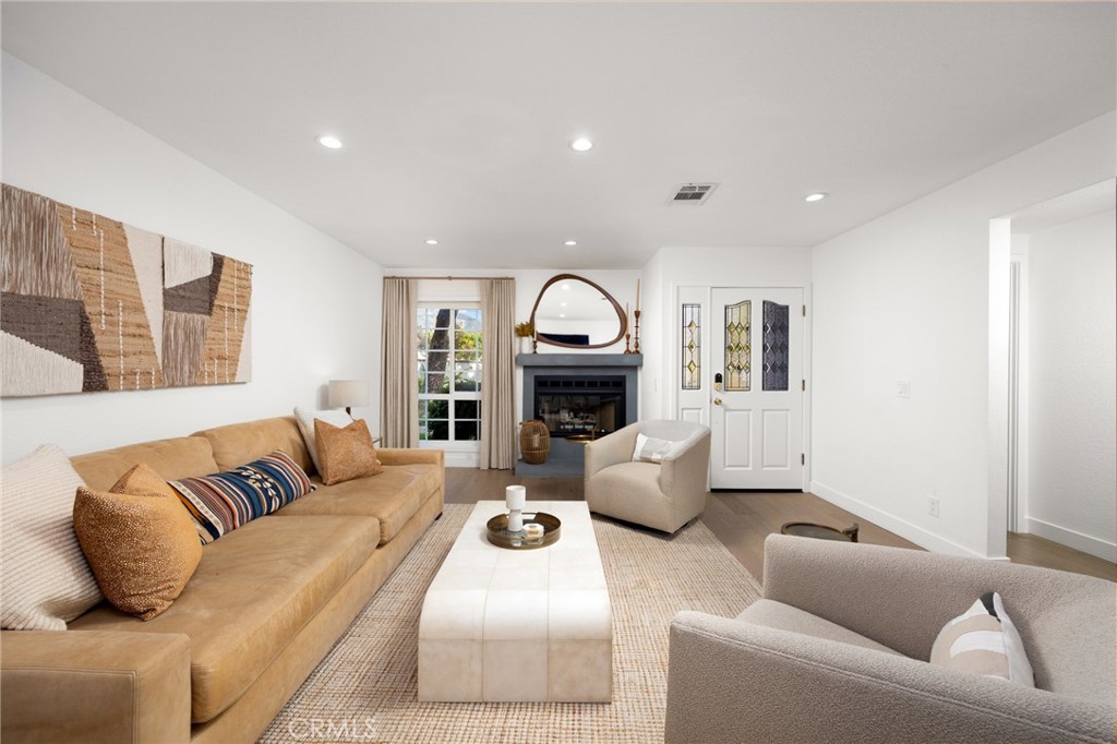 119 N Mountain Avenue B