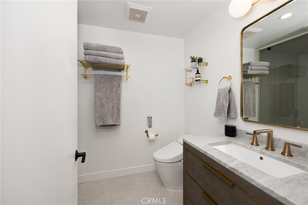 119 N Mountain Avenue B