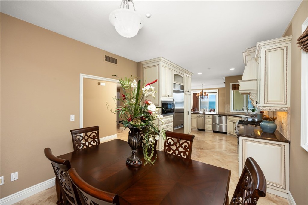 1400 E Ocean Boulevard 1201