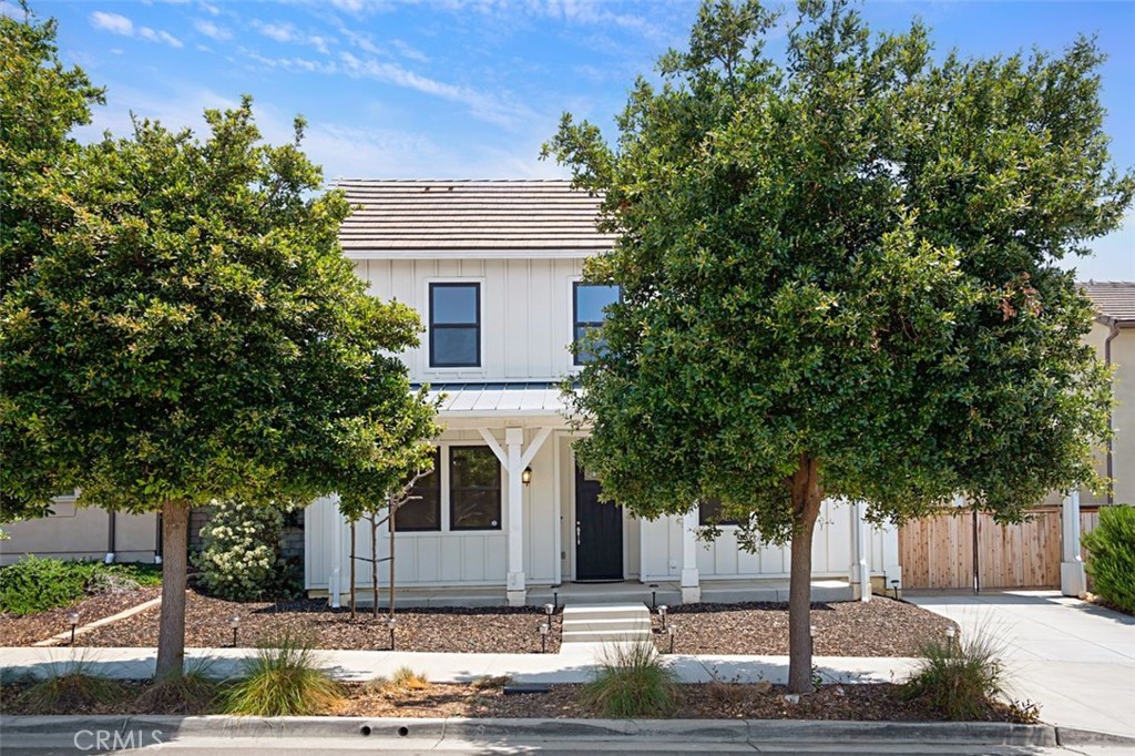 62 Los Altos Street