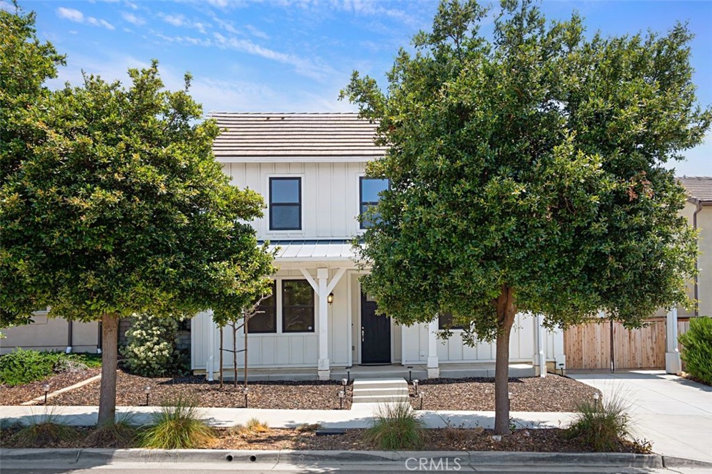 62 Los Altos Street