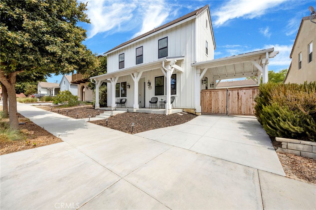 62 Los Altos Street