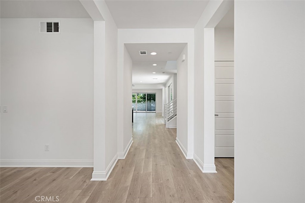 62 Los Altos Street