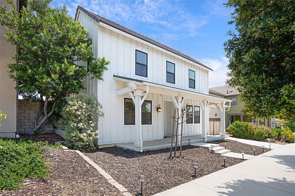 62 Los Altos Street