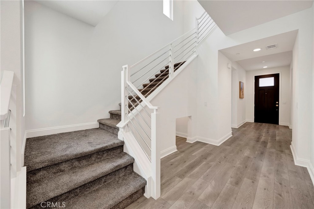 62 Los Altos Street