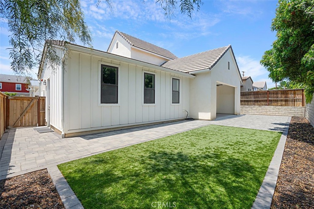 62 Los Altos Street