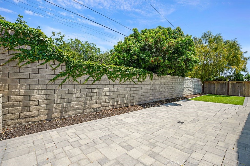 62 Los Altos Street