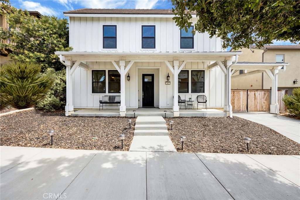 62 Los Altos Street