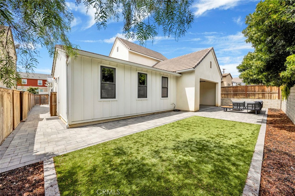 62 Los Altos Street