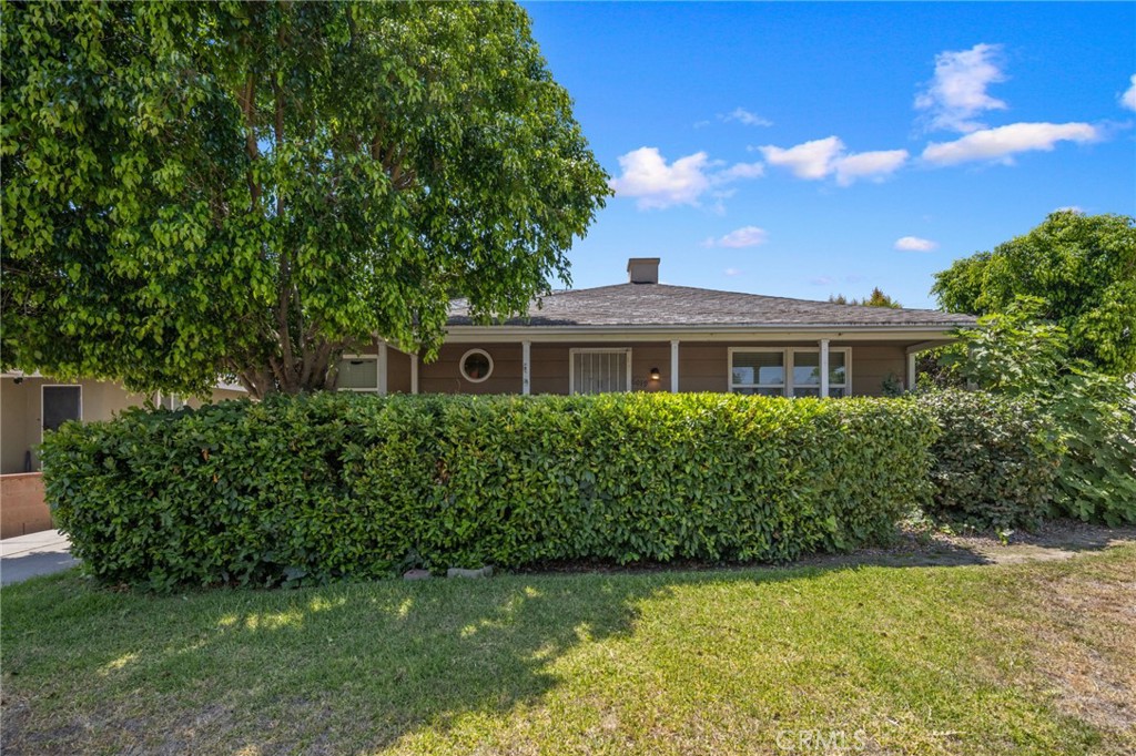 6017 Temple City Boulevard