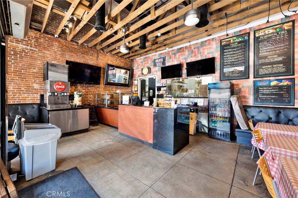 41 N Baldwin Avenue