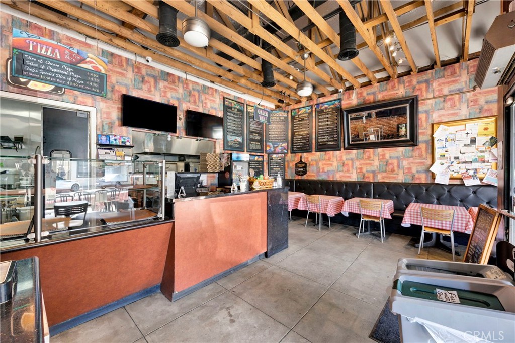 41 N Baldwin Avenue