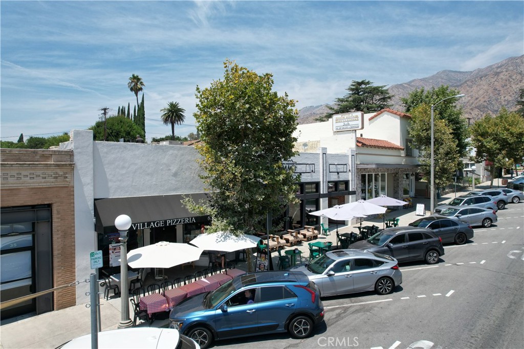 41 N Baldwin Avenue