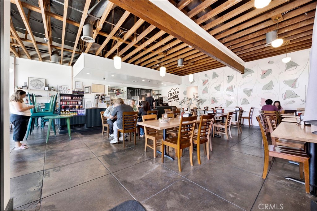 41 N Baldwin Avenue