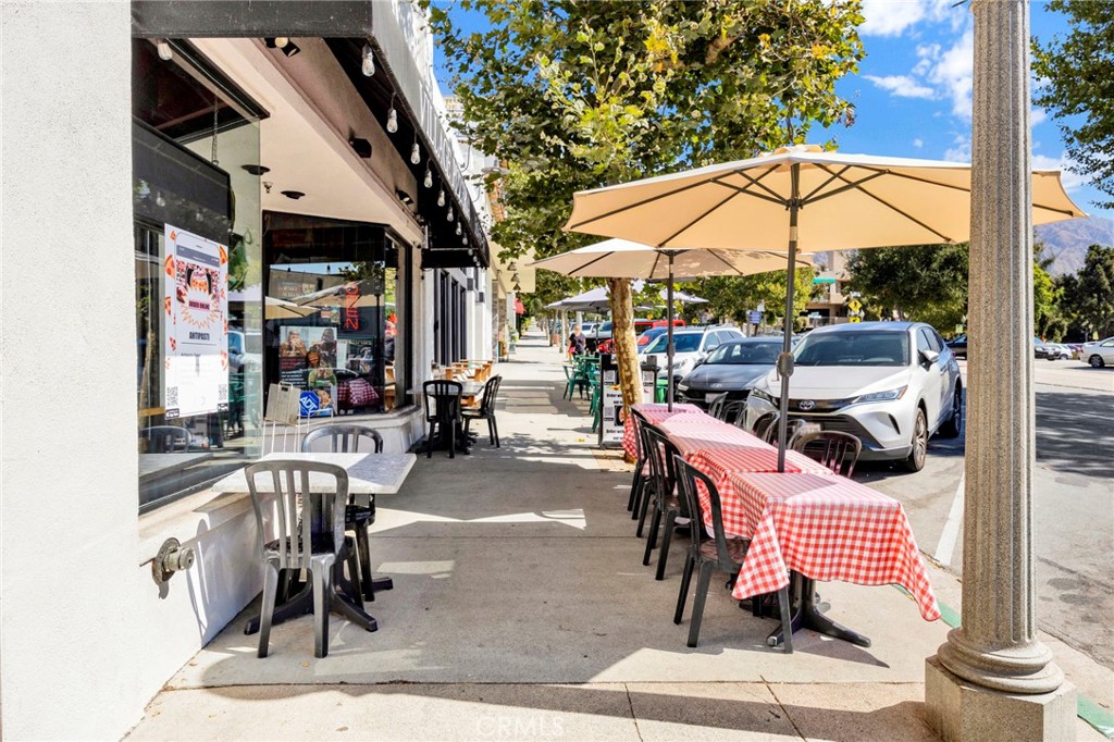41 N Baldwin Avenue