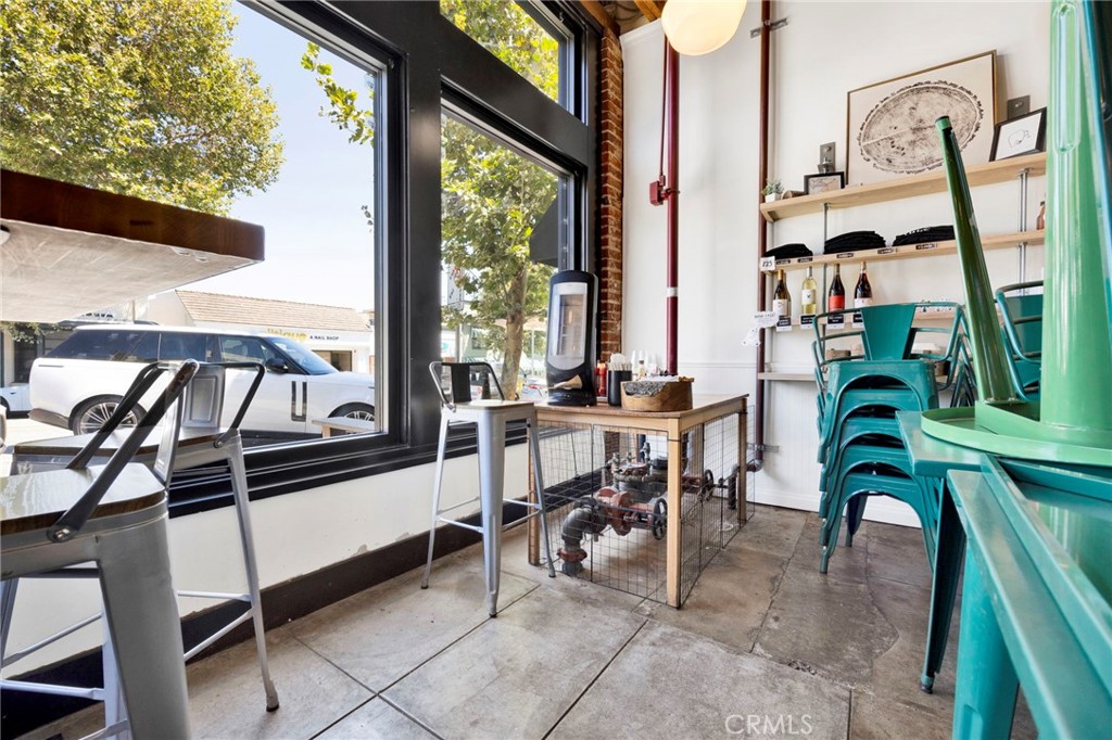 41 N Baldwin Avenue