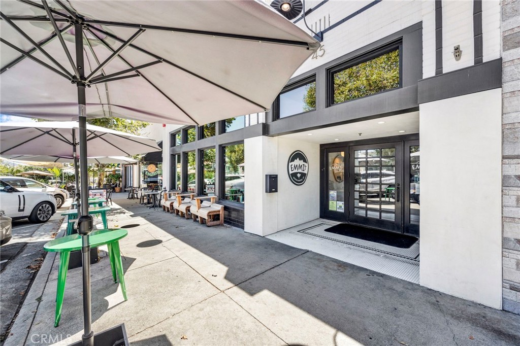41 N Baldwin Avenue
