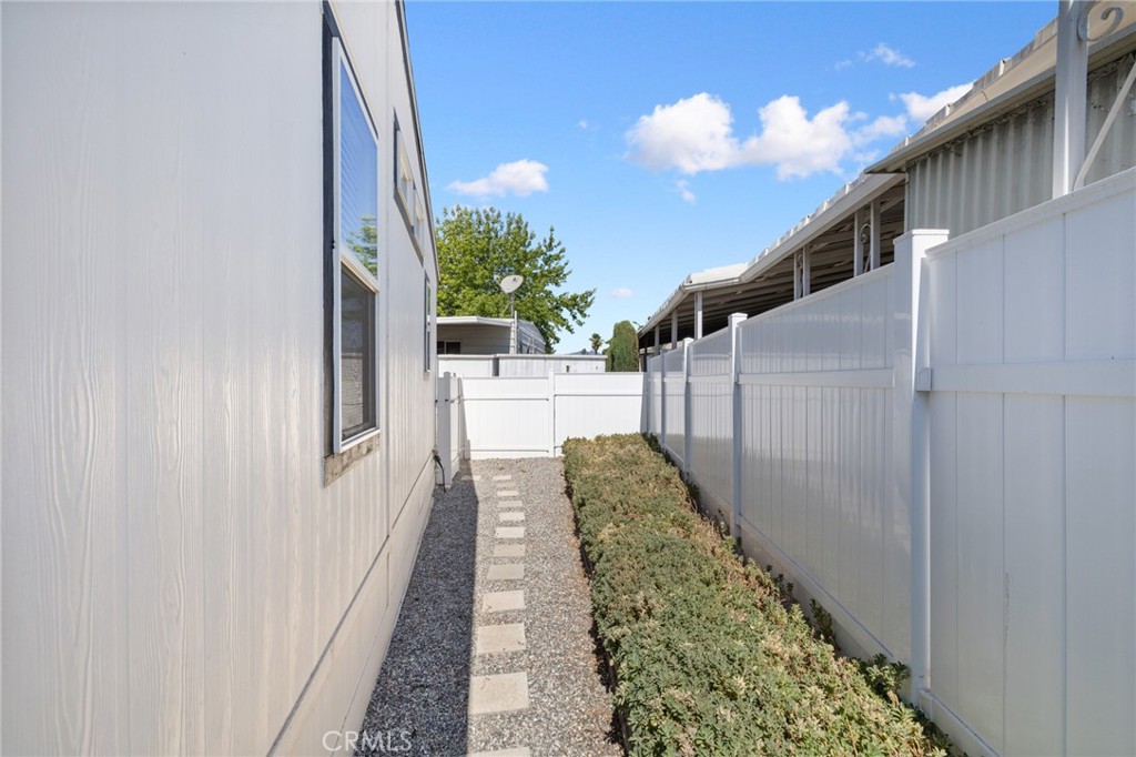 3530 Damien Avenue 109