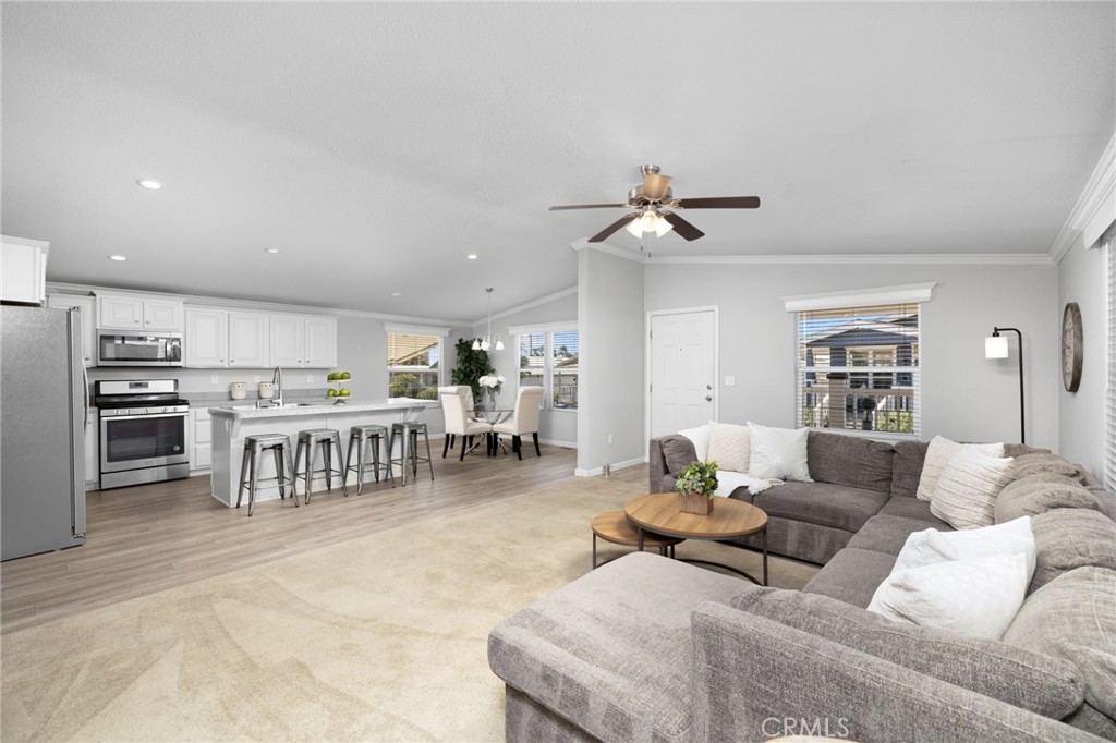 3530 Damien Avenue 109