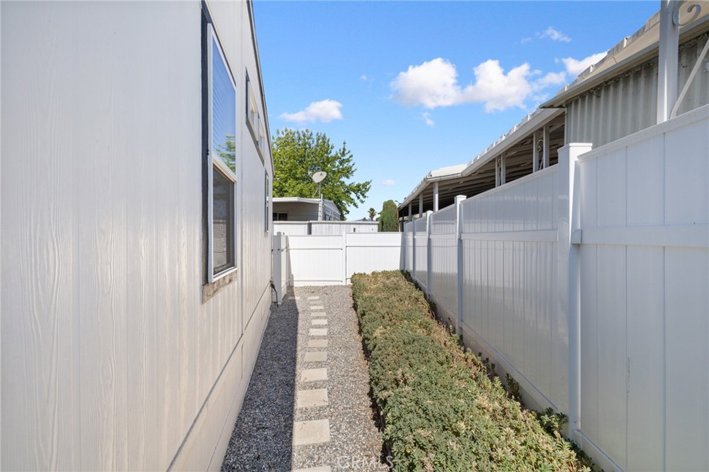 3530 Damien Avenue 109