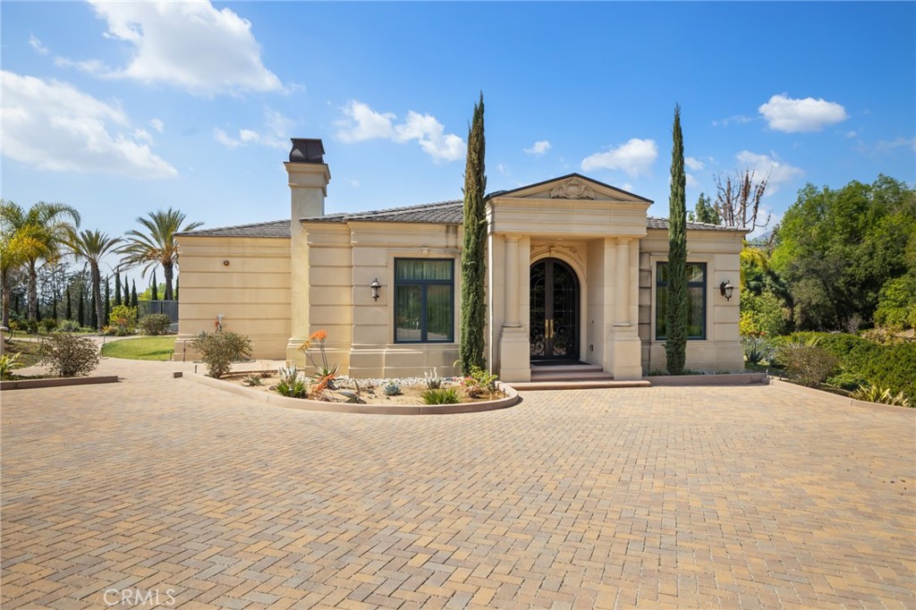 165 Circle Drive