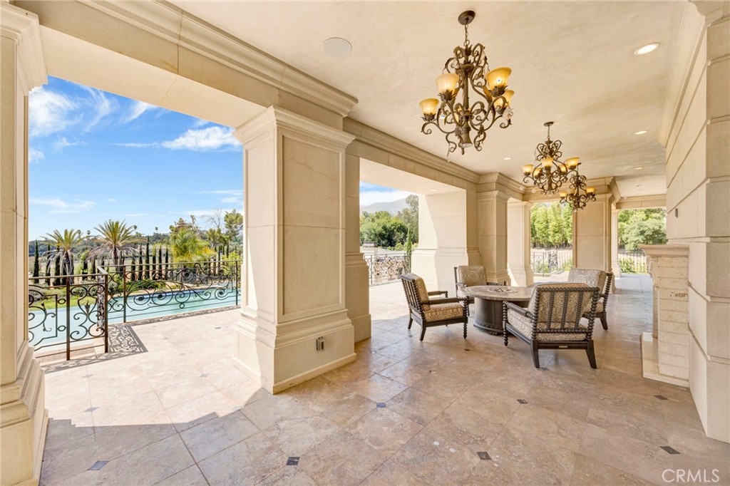 165 Circle Drive