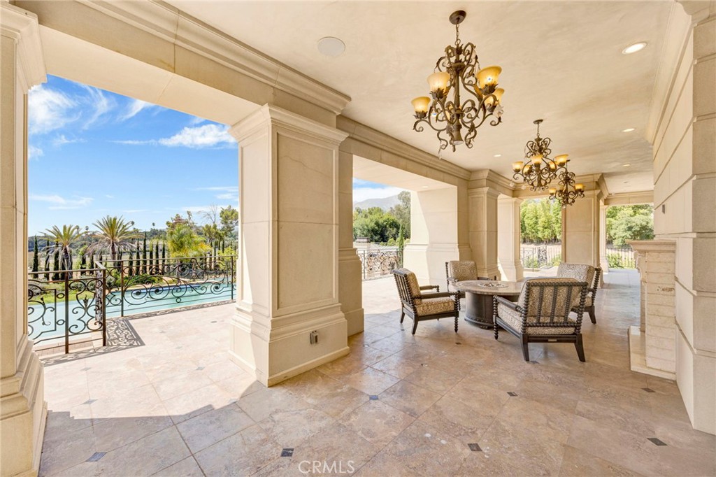 165 Circle Drive