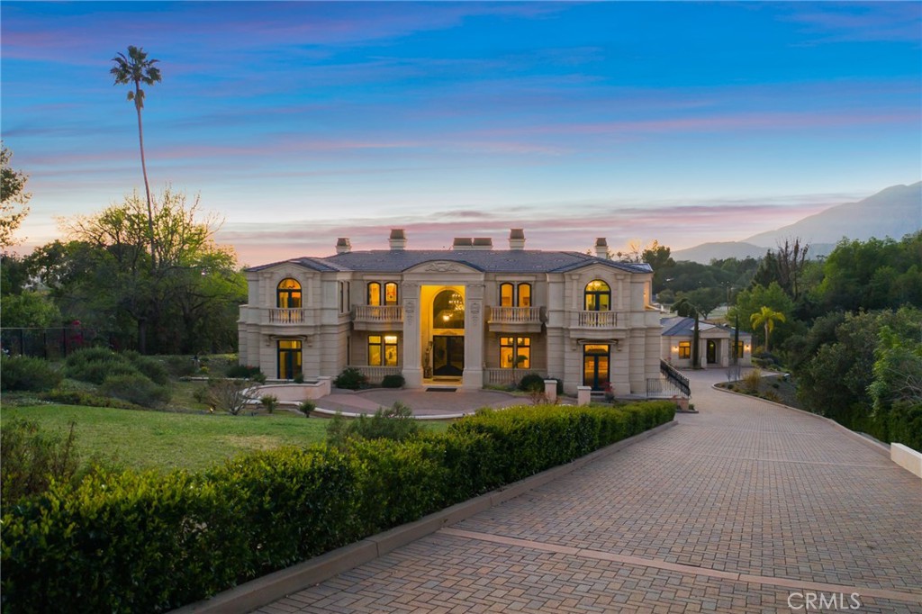 165 Circle Drive