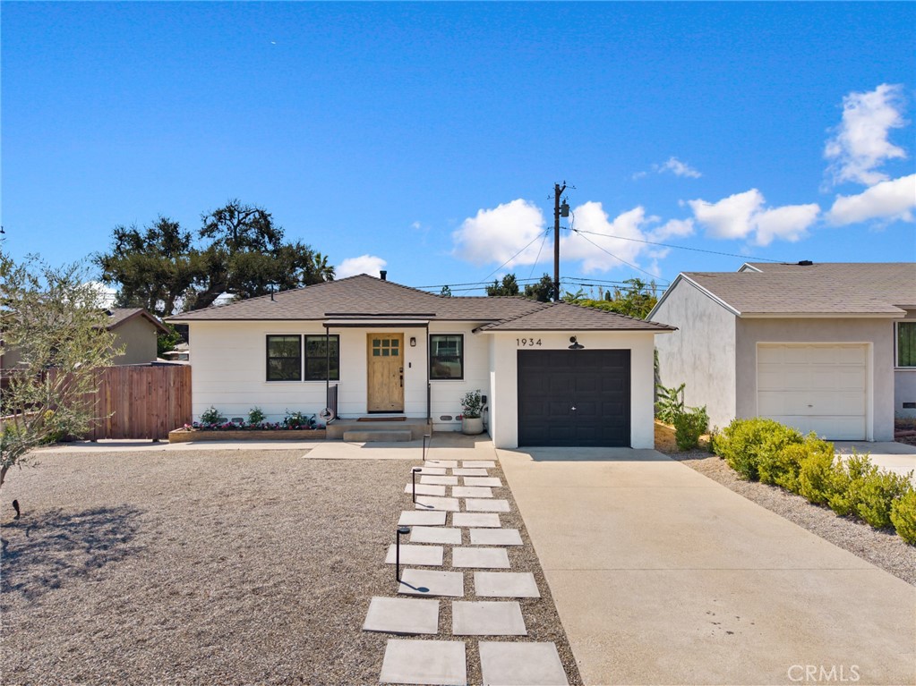 1934 Baylor Street