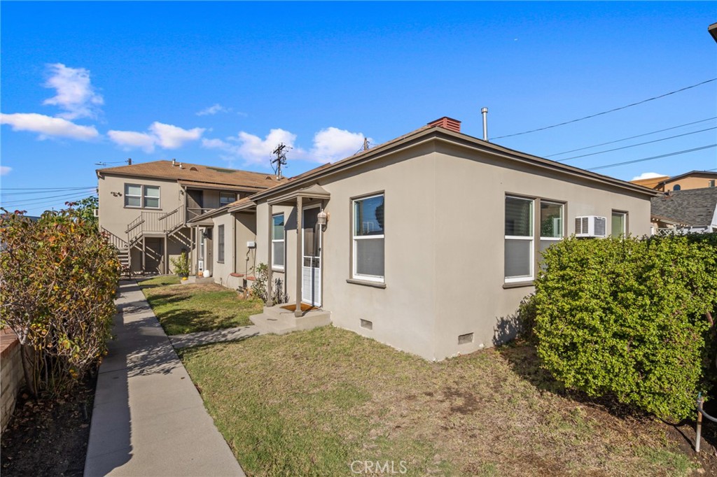 5915 Primrose Avenue