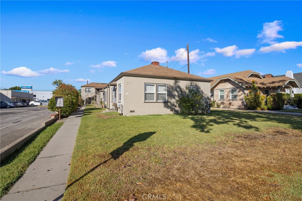 5915 Primrose Avenue