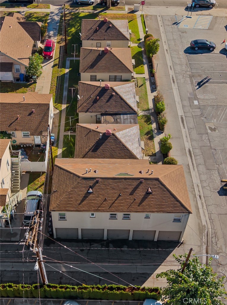 5915 Primrose Avenue