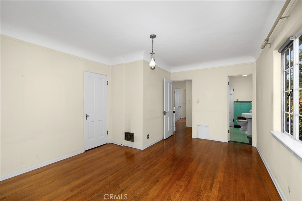 1534 Linda Vista Avenue