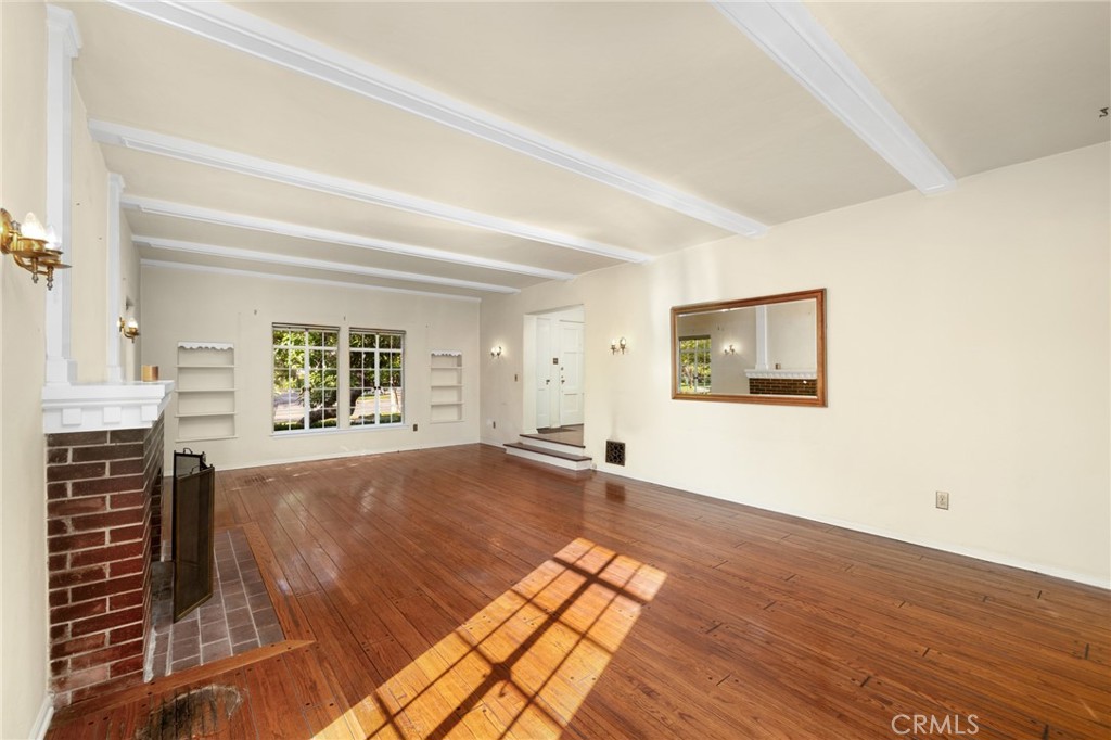 1534 Linda Vista Avenue