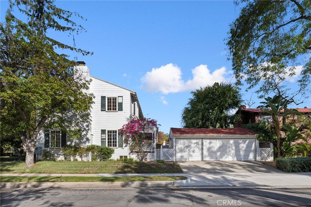 1534 Linda Vista Avenue