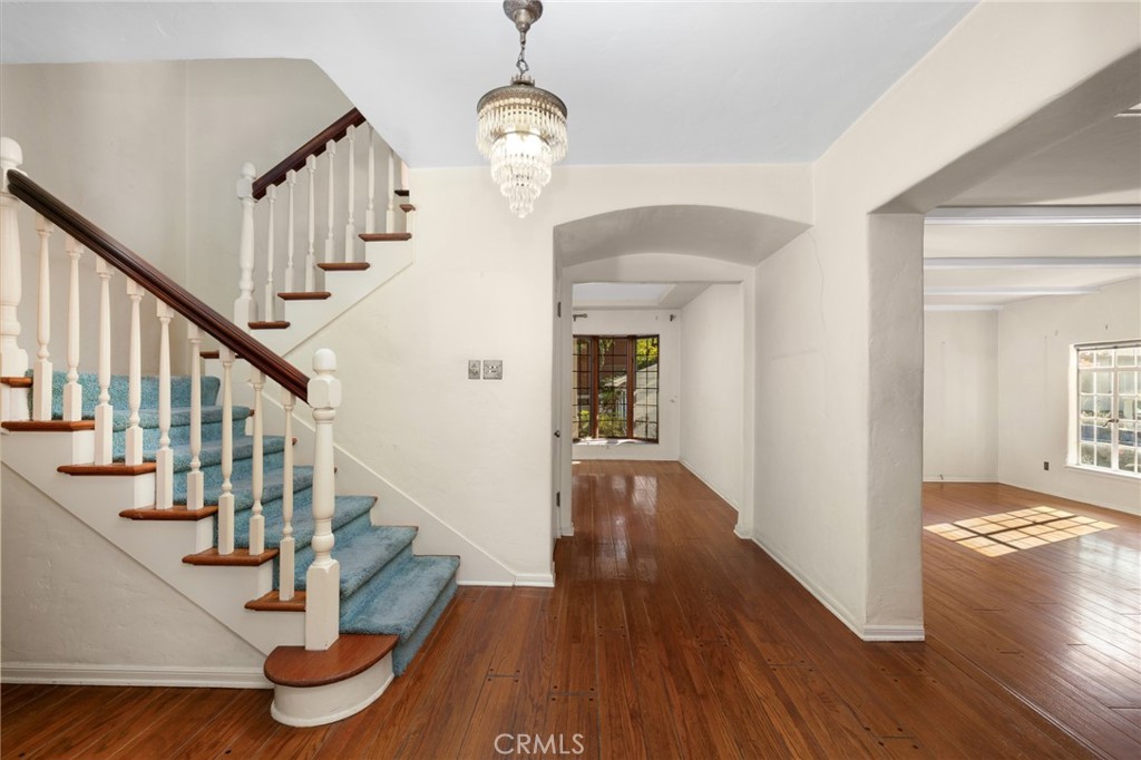 1534 Linda Vista Avenue