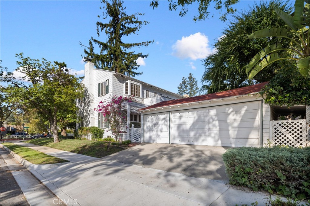 1534 Linda Vista Avenue