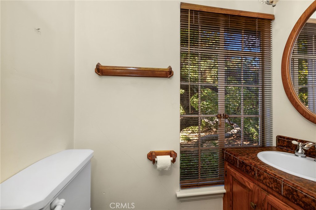 1534 Linda Vista Avenue