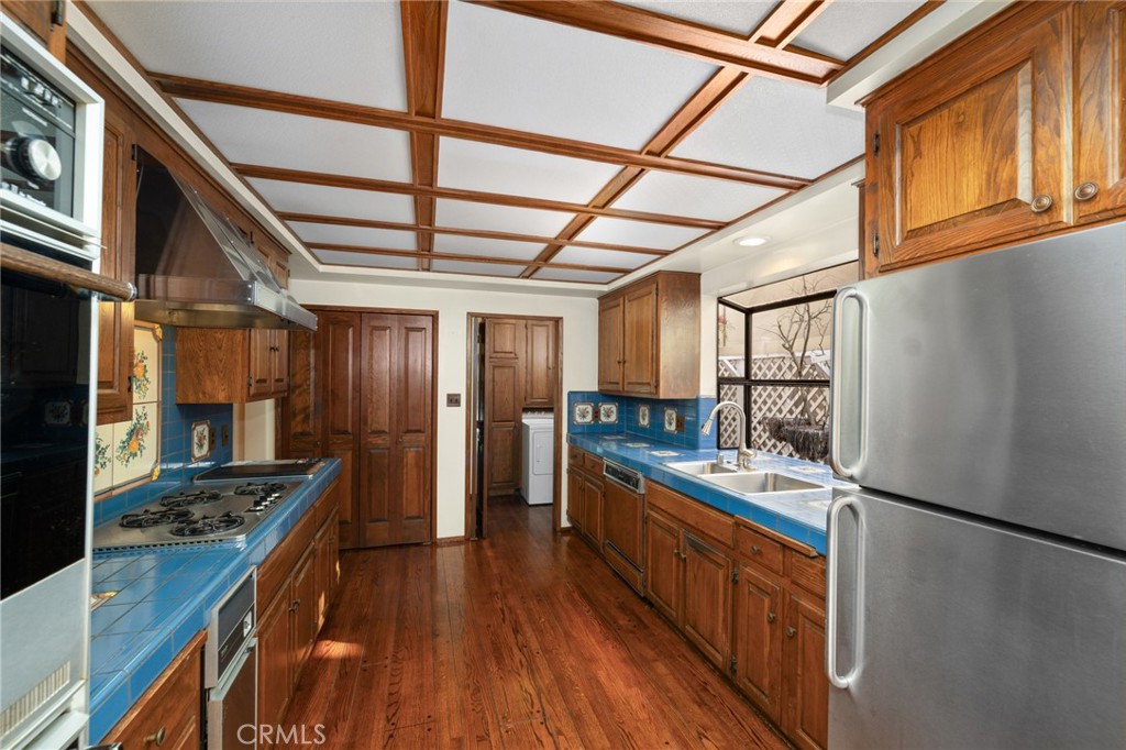 1534 Linda Vista Avenue