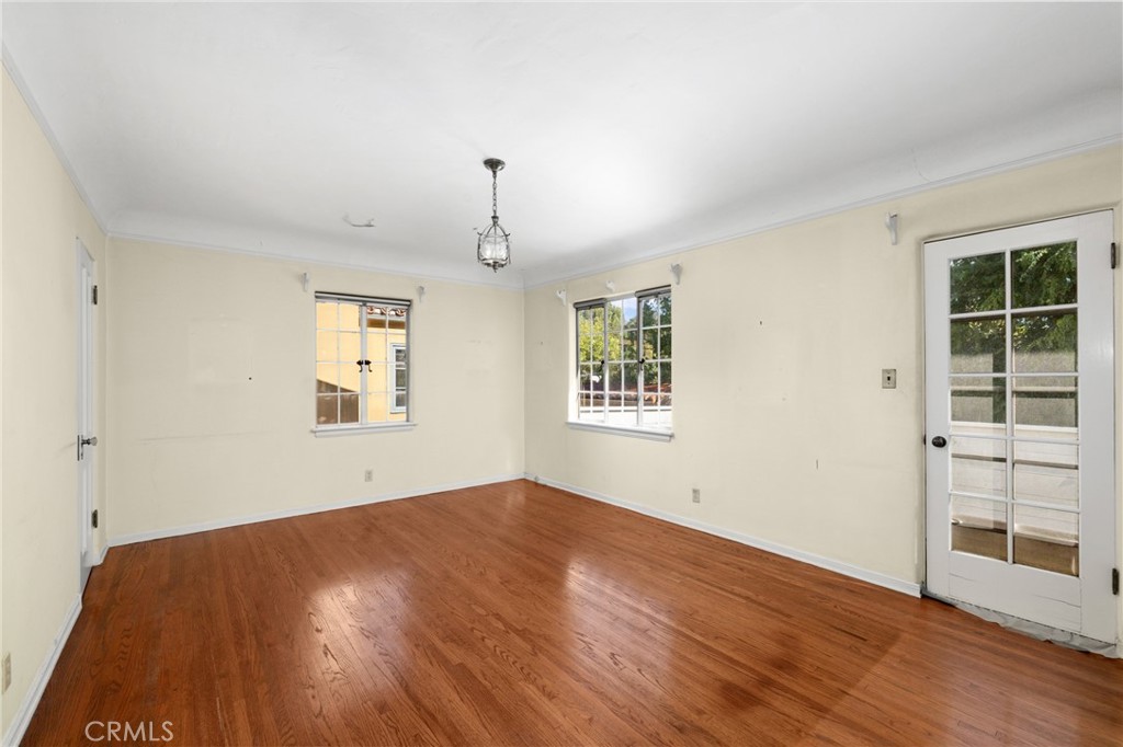 1534 Linda Vista Avenue