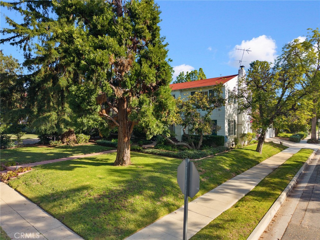 1534 Linda Vista Avenue