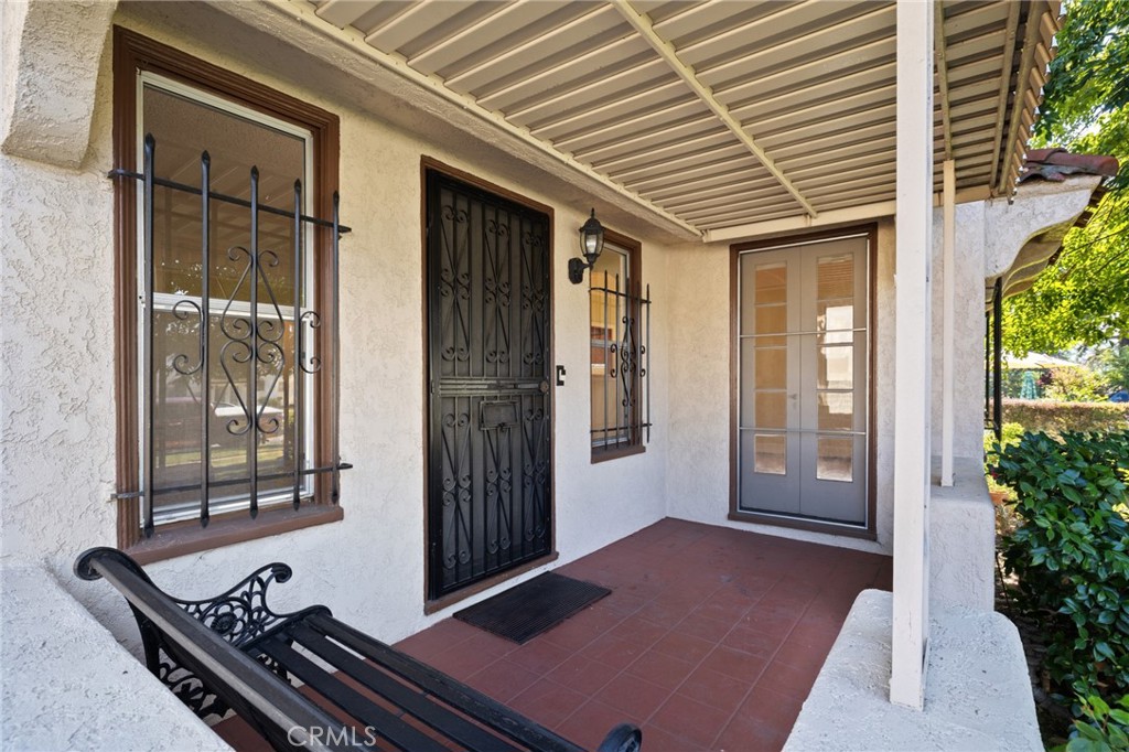 600 La Paloma Avenue