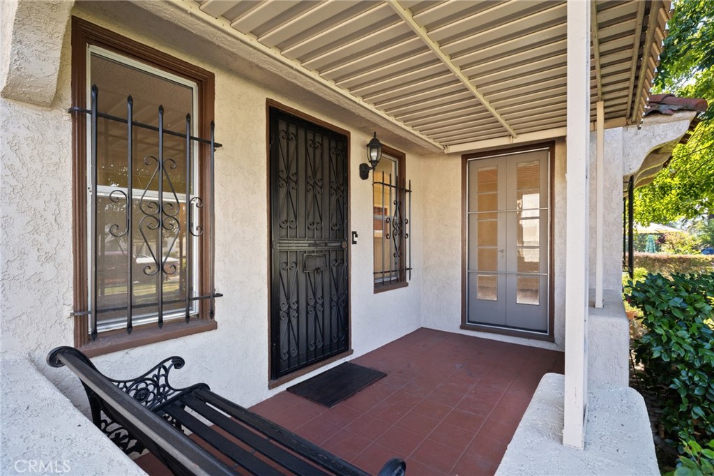 600 La Paloma Avenue