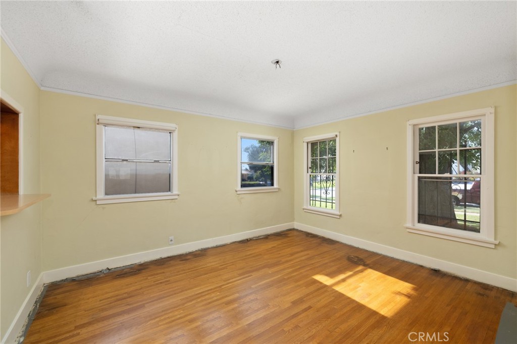 600 La Paloma Avenue