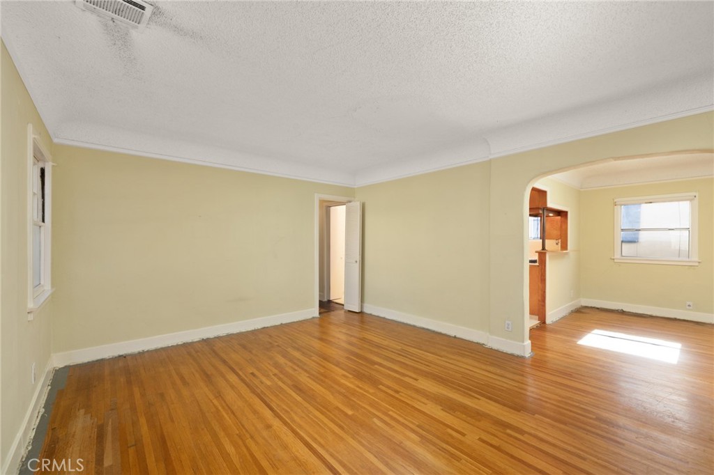 600 La Paloma Avenue