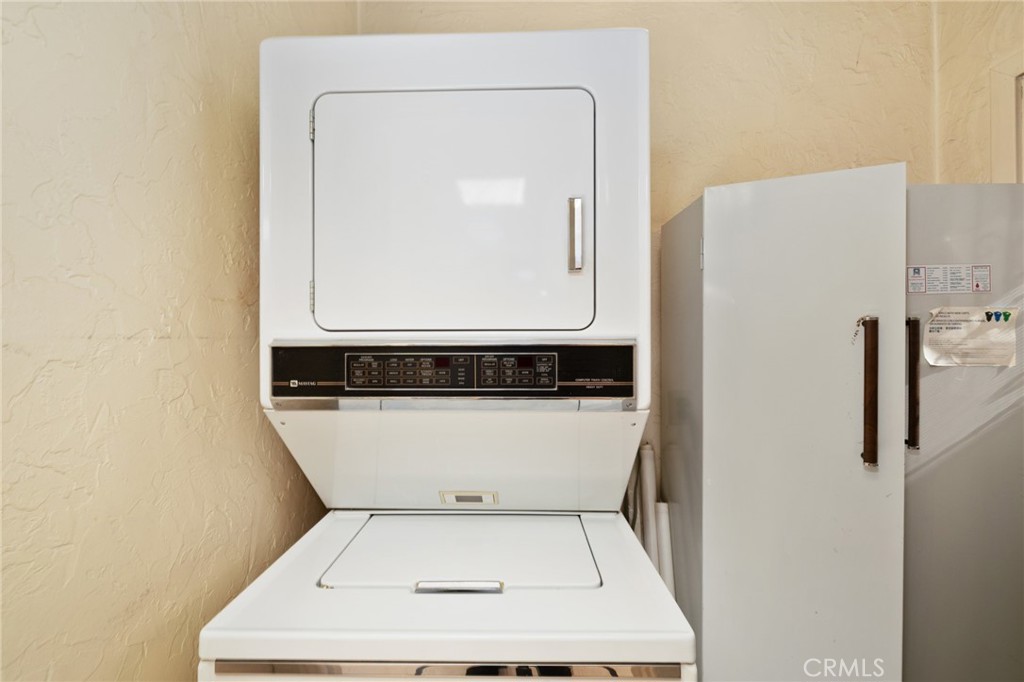 600 La Paloma Avenue