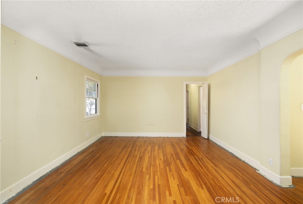 600 La Paloma Avenue