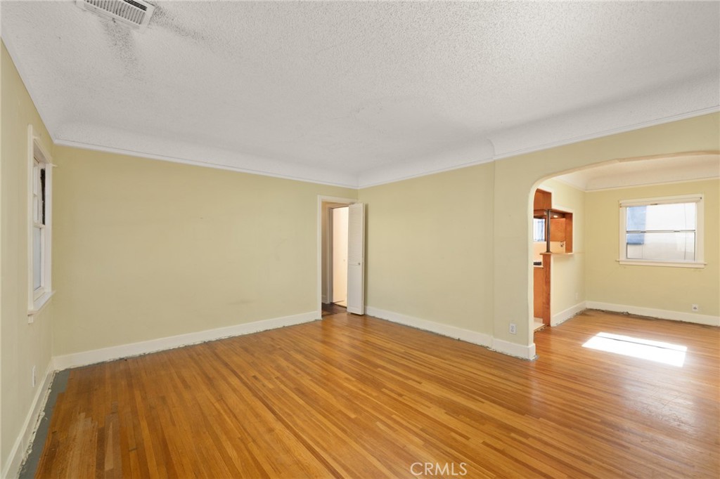 600 La Paloma Avenue