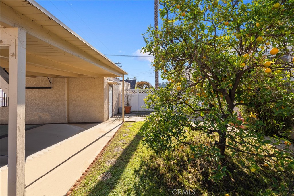 600 La Paloma Avenue