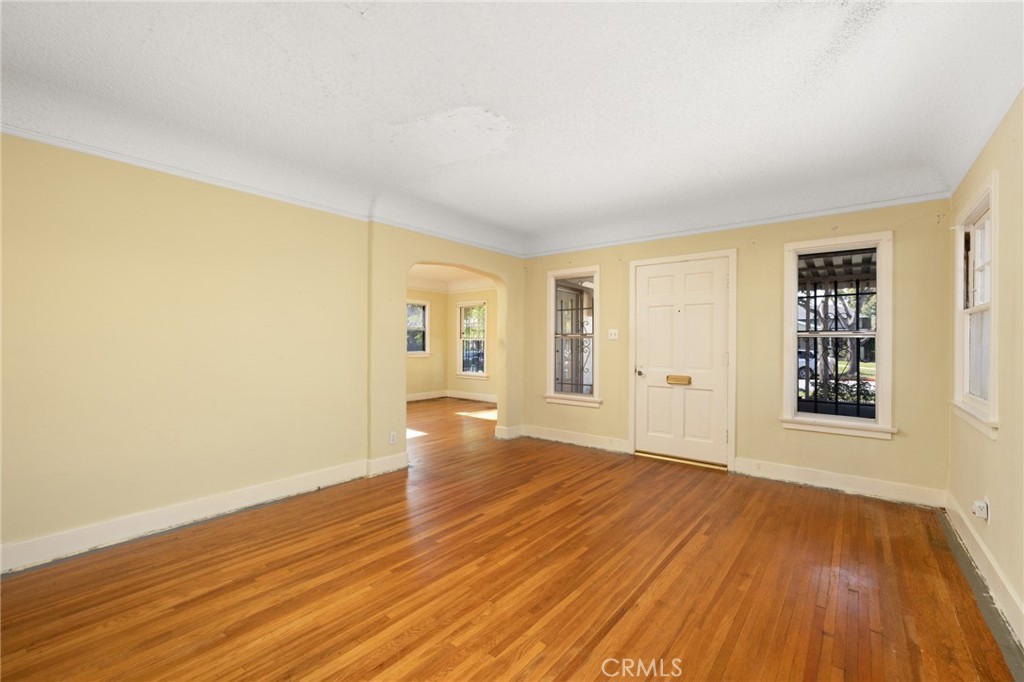 600 La Paloma Avenue